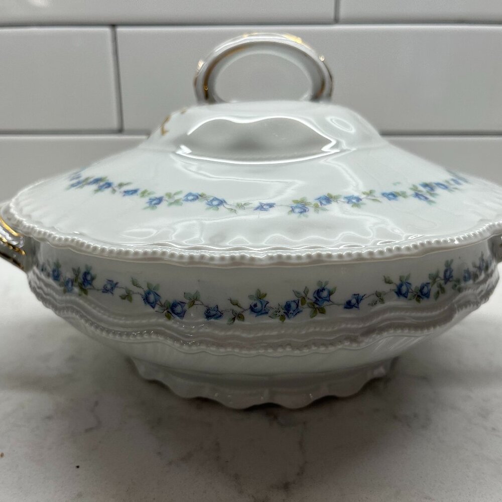 Vintage Victoria Austria Porcelain Covered Casserole